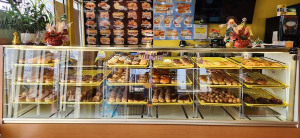 Alhambra Donuts by null