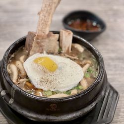 District 5 - Stone Bowl Soup with Glass Noodles