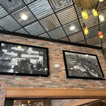 Grimaldi's - Black and white portraits - Pizza Near Me - Huntsville, Alabama Grimaldi's - Black and white portraits - Pizza Near Me - Huntsville, Alabama