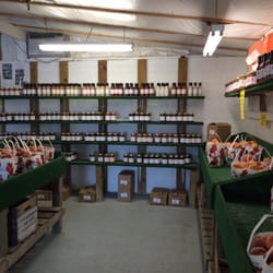 Paugh's Orchard - Huge variety of locally-made jams and jellies!