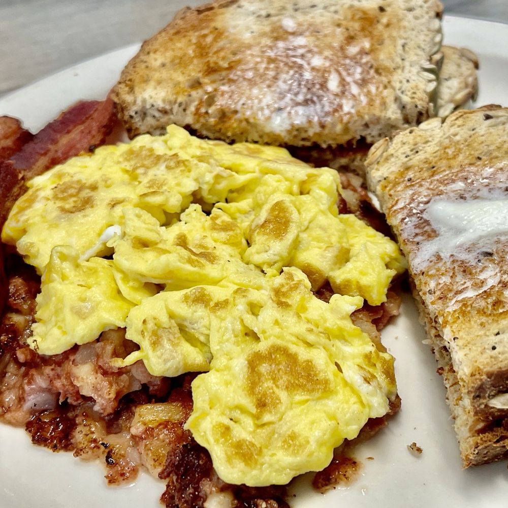 Eggs N Things - Breakfast - Breakfast & Brunch Near Me - Simi Valley, California