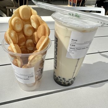 Presotea Irvine - White Peach Oolong Tea and bubble waffle. - Bubble Tea Near Me - Irvine, California Presotea Irvine - White Peach Oolong Tea and bubble waffle. - Bubble Tea Near Me - Irvine, California