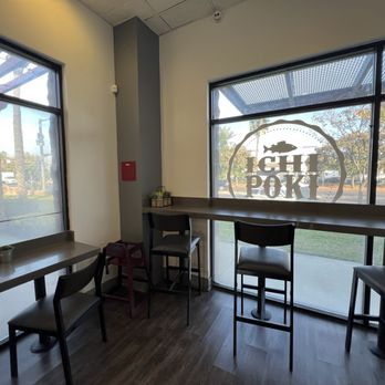 Ichi Poki & Ramen - Inside facing road - Poke Near Me - Chino, California