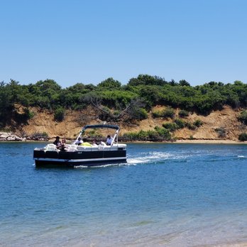 Island Time Charters - Martha's Vineyard Sightseeing Cruises - Boat Tours Near Me