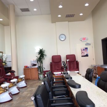 Charming Nails - Great shop ! Very clean and staff friendly. - Nail Salons Near Me - Las Vegas, Nevada