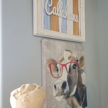 Callahan's Coffee & Cones - Wall art and a shortie scoop - Coffee & Tea Near Me - Discovery Bay, California