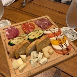 Vivo Italian Kitchen - Charcuterie