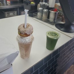 Horchata frap and green drink