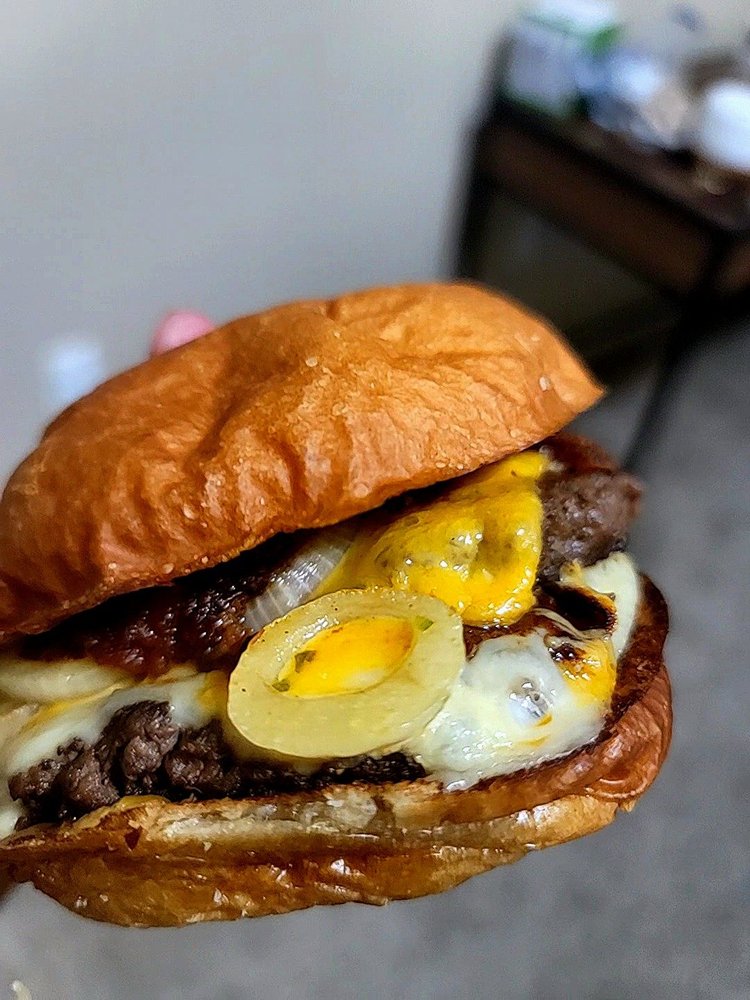 Hopdoddy Burger Bar