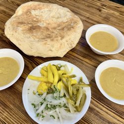 Alfanar Restaurant - Complimentary Lentil soup , salad and bread