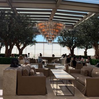 RH Ocean Grill at RH Newport Beach - atmosphere - Seafood Near Me - Newport Beach, California RH Ocean Grill at RH Newport Beach - atmosphere - Seafood Near Me - Newport Beach, California