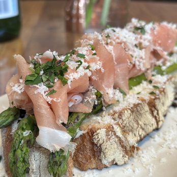 North Italia - Prosciutto Bruschetta - Italian Near Me - McLean, Virginia