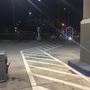 Hele - They have a vacuum here!! - Gas Stations Near Me - Waipahu, Hawaii Hele - They have a vacuum here!! - Gas Stations Near Me - Waipahu, Hawaii
