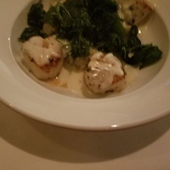 Aspen Grille - Scallops with mushroom risotto and fried spinach - New American Near Me - Myrtle Beach, South Carolina Aspen Grille - Scallops with mushroom risotto and fried spinach - New American Near Me - Myrtle Beach, South Carolina
