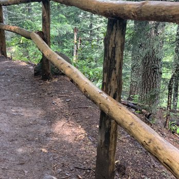 Mirror Lake Trail - Parks Near Me - Zigzag, Oregon