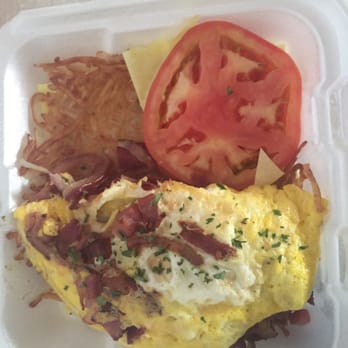 Hula's - Ham, bacon, & onion omelette & hash browns to go. Delicious! - American Near Me - Escalon, California