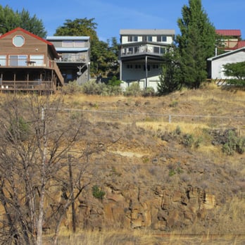 Imperial River Company - By the river - Hotels Near Me - Maupin, Oregon Imperial River Company - By the river - Hotels Near Me - Maupin, Oregon