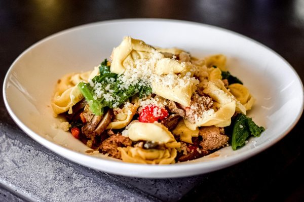 Stella's Table by null