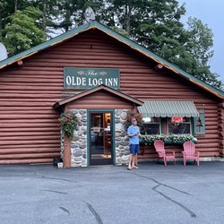 Lake George Camping Village - Restaurant very close to campground.  (Closed Monday).