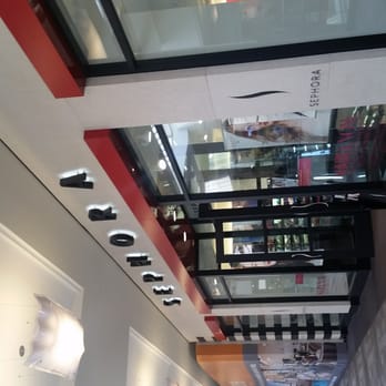 SEPHORA - In the Montclair mall - Cosmetics & Beauty Supply Near Me - Montclair, California