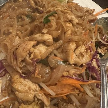 Thai Villa Restaurant - Pad Thai - Thai Near Me - Lakewood, California Thai Villa Restaurant - Pad Thai - Thai Near Me - Lakewood, California