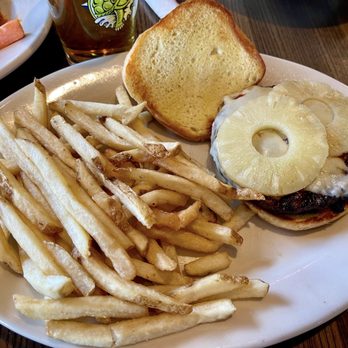 Ale Emporium - Naki Burger - Sports Bars Near Me - Indianapolis, Indiana