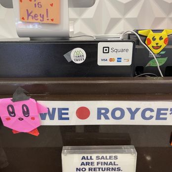 ROYCE Chocolate - Chocolatiers & Shops Near Me - Arlington Heights, Illinois