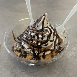 Super Cookie Sundae Super Cookie Sundae