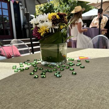 Event Helpers LA - Simple tablescape for outdoors.  https://eventhelpersla.com - Party & Event Planning Near Me - Long Beach, California