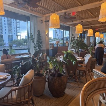 Casa Neos - Indoor - Mediterranean Near Me - Miami, Florida