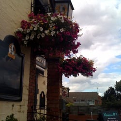 Kirklands Hotel - Hanging baskets at front door of the Kirklands Hotel