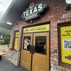 Texas Roadhouse - Outside