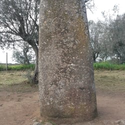 Menir dos Almendres