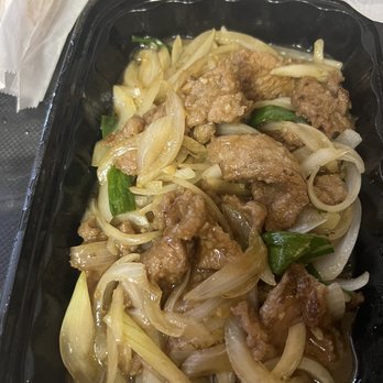 Macky's Kitchen - Mongolian beef - decent but needed a little spice - Asian Fusion Near Me - Rosenberg, Texas