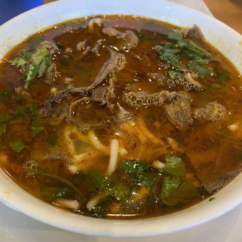 Basil Leaf Vietnamese Restaurant - 37. Spicy Lemongrass Beef Soup - Vietnamese Near Me - Albuquerque, New Mexico
