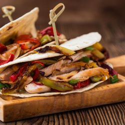 Bowling West - Fajitas