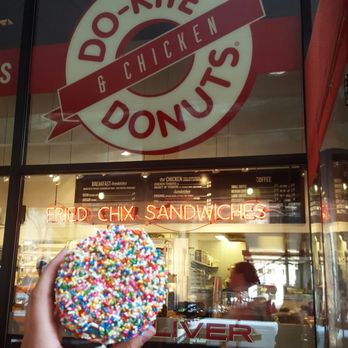 Do-Rite Donuts & Chicken - Donuts Near Me - Chicago, Illinois
