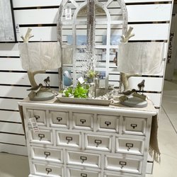 Retail Therapy - Santa Rosa Beach