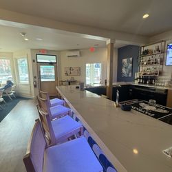 Birch & Bay Roofdeck Coastal Kitchen - Inside bar top