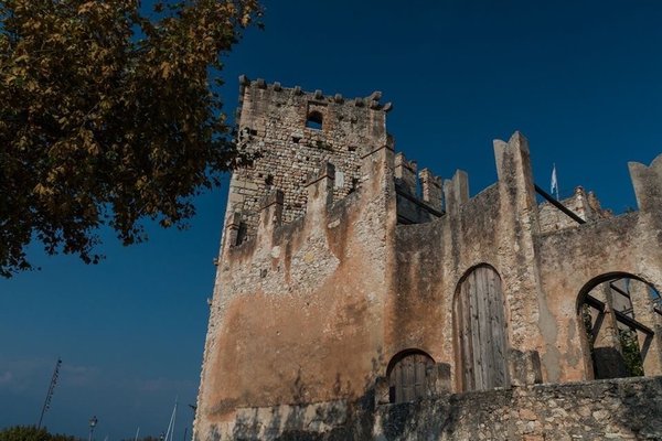 Castello Scaligero by null