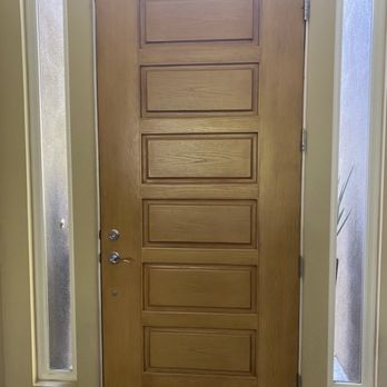 Remodel Door and More - Old door before remodeled - Windows Installation Near Me - Palm Desert, California
