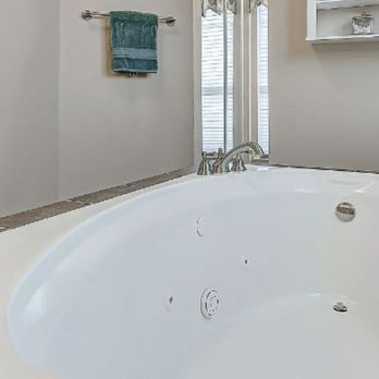 Affordable Tub Refinishing - Beautiful work at a reasonable price! - Refinishing Services Near Me - Houston, Texas