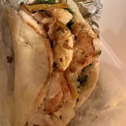 Garden Greek Grill - Gyro chicken