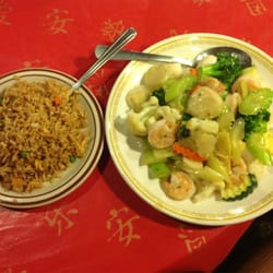 J and J Chinese Cafe - Chicken fried rice & shrimp and scallops