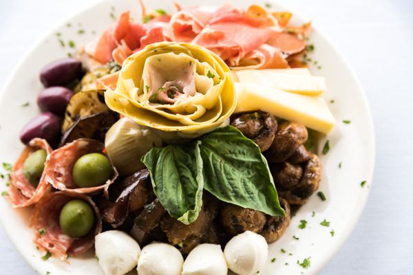 Carlucci's Waterfront by null