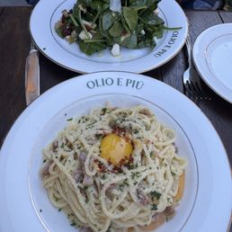 Insalata di spinaci and carbonara Insalata di spinaci and carbonara