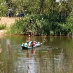 Lincoln Highway RV Park - Little boats are perfect for the ponds