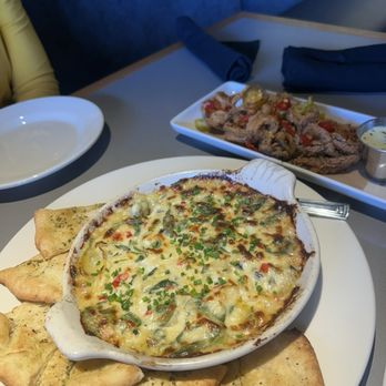 Bazille at Nordstrom - Artichoke Spinach Dip and fried calamari - French Near Me - Frisco, Texas
