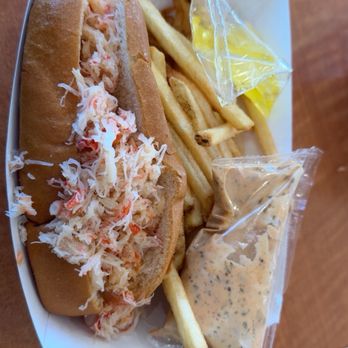 Angie’s Lobster - Crab sandwich is horrible, tastes like old seafood. - Seafood Near Me - Plano, Texas Angie’s Lobster - Crab sandwich is horrible, tastes like old seafood. - Seafood Near Me - Plano, Texas