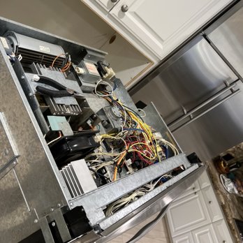 AMPM Appliance Services - Top view
Built in THERMADOR oven / microwave!
Clean and efficient ! - Appliances & Repair Near Me AMPM Appliance Services - Top view
Built in THERMADOR oven / microwave!
Clean and efficient ! - Appliances & Repair Near Me